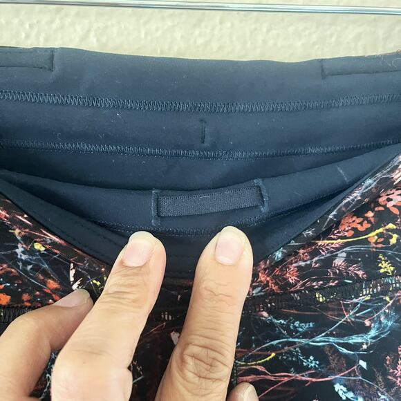 Lululemon invigorate high rise tight 25” in foliage overlay - Picture 6 of 11